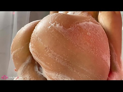 ❤️ Brunette, Duşda Güclü Orgazm Vermək üçün Vibratorla Pişiyi Mastürbasyon Etdirir ❌ Sikişmə bizdə ️❤